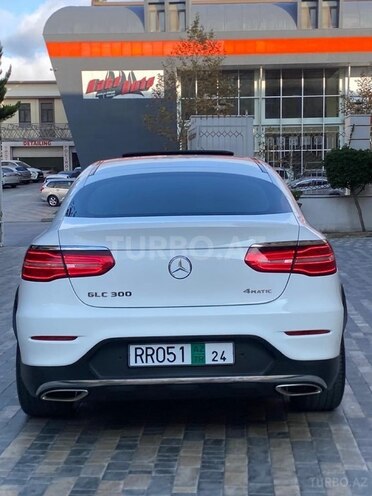 Mercedes GLC 300 4MATIC Coupe-7
