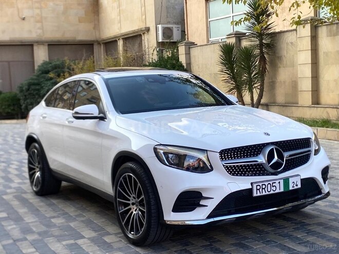 Mercedes GLC 300 4MATIC Coupe-3