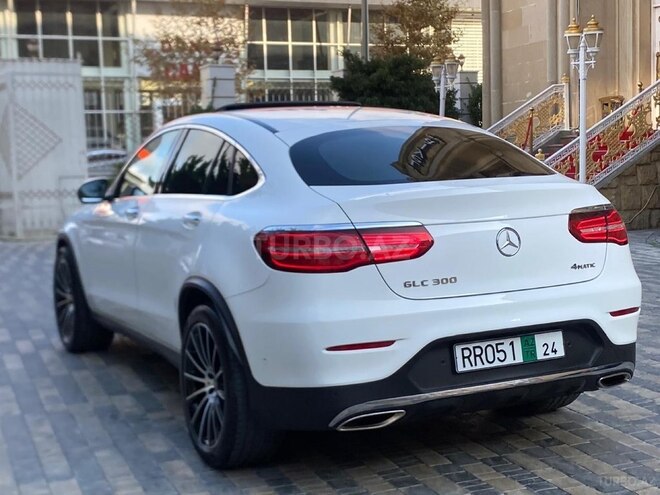 Mercedes GLC 300 4MATIC Coupe-6