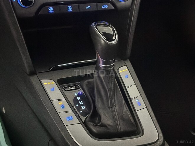 Hyundai Avante 2017, 194,000 km - 1.6 l - Bakı