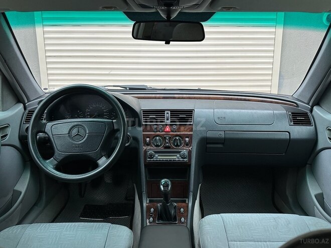 Mercedes C 200 1997, 148,000 km - 2.0 l - Bakı
