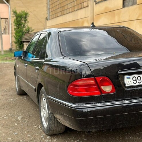 Mercedes E 280 1998, 320,000 km - 2.8 л - Şəmkir