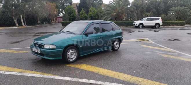 Opel Astra 1997, 240,000 km - 1.6 l - Sumqayıt