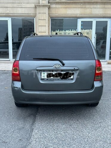 Toyota Corolla 2006, 350,000 km - 1.4 л - Bakı