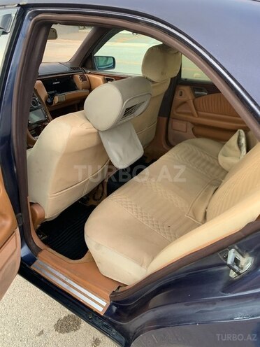 Mercedes E 230 1997, 253,690 km - 2.3 l - Bakı