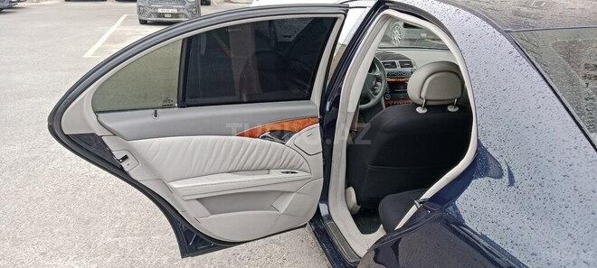 Mercedes E 240 2002, 280,000 km - 2.6 l - Xırdalan