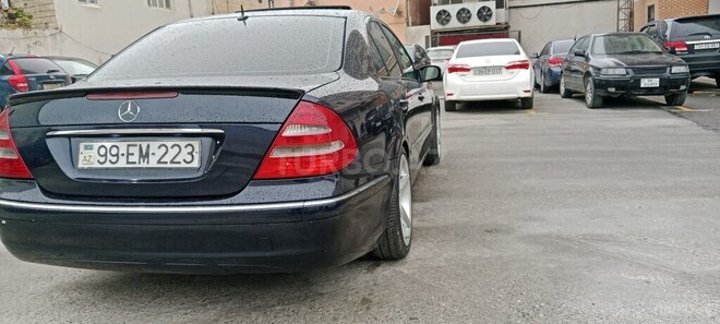 Mercedes E 240 2002, 280,000 km - 2.6 l - Xırdalan