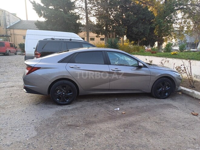 Hyundai Elantra 2022, 70,000 km - 1.6 l - Bakı