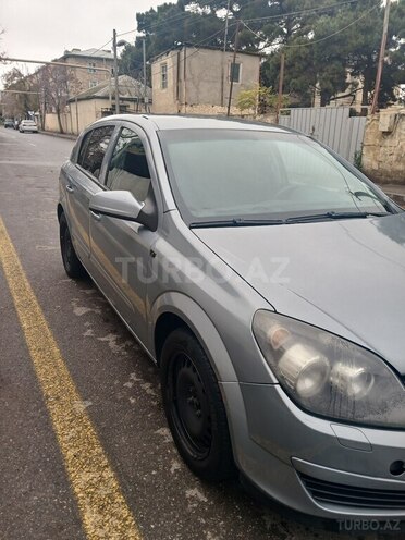Opel Astra 2004, 335,000 km - 1.4 l - Bakı