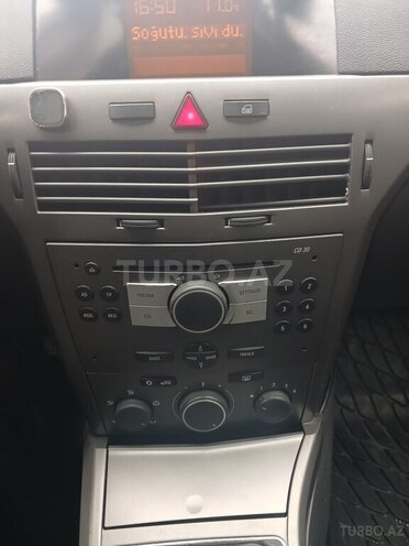 Opel Astra 2004, 335,000 km - 1.4 l - Bakı