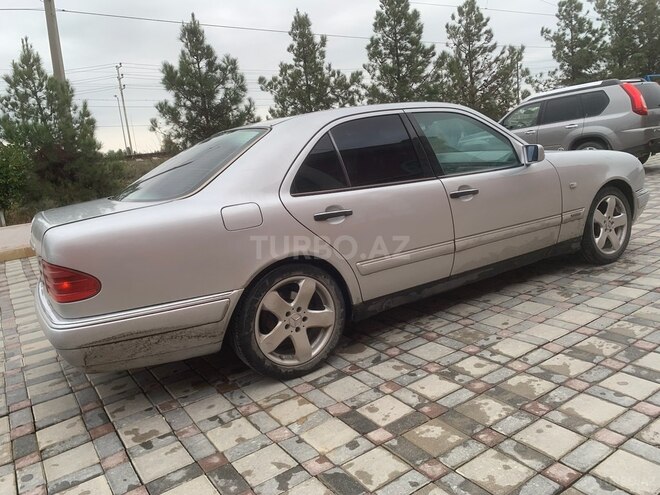 Mercedes E 200 1997, 413,243 km - 2.0 л - Hacıqabul