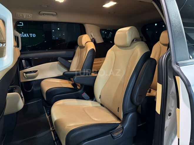 Kia Carnival 2021, 61,000 km - 2.2 л - Bakı