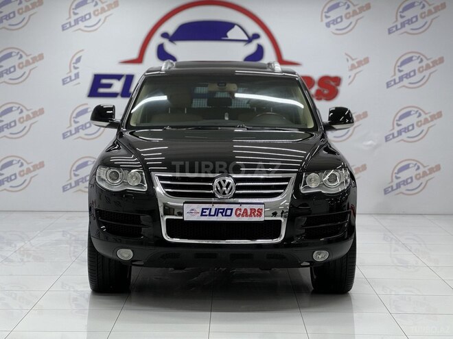 Volkswagen Touareg-1