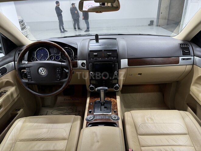 Volkswagen Touareg-6