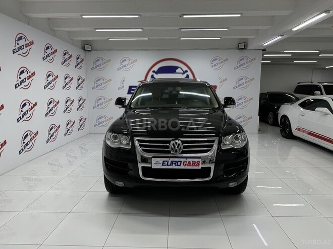 Volkswagen Touareg-21