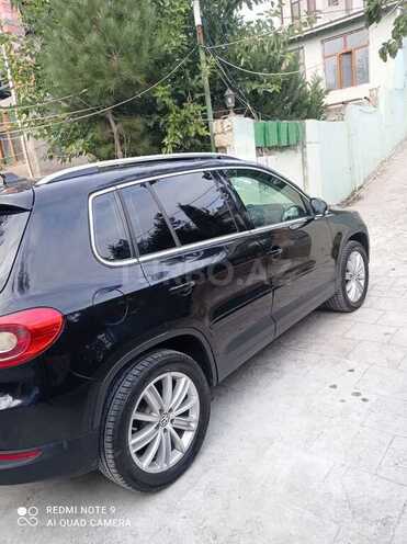 Volkswagen Tiguan 2009, 240,000 km - 2.0 л - Bakı