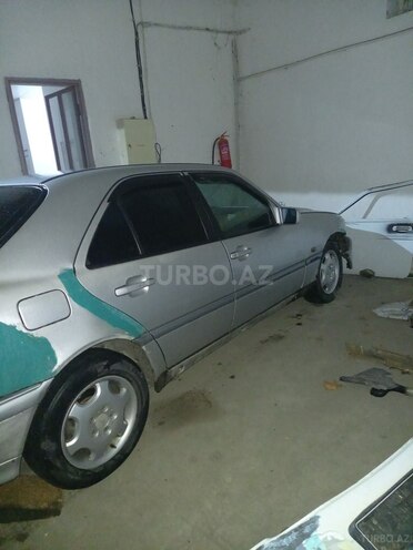 Mercedes C 220 d 2000, 500,000 km - 2.2 l - Bakı