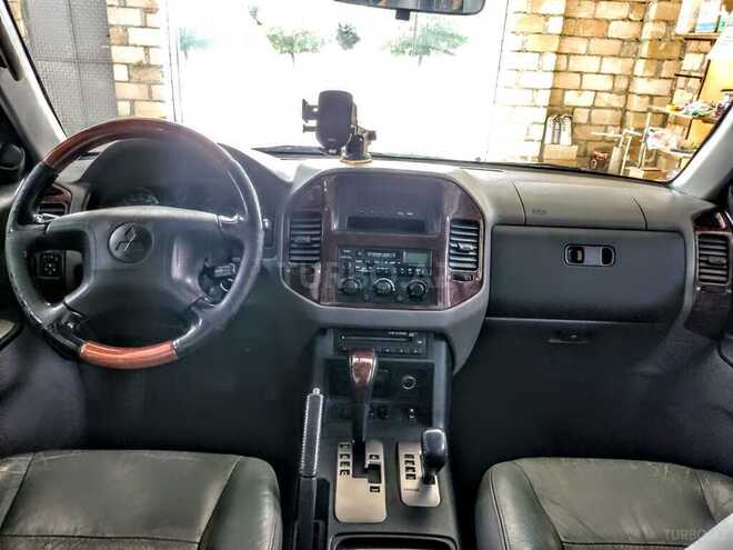 Mitsubishi Pajero 2006, 178,400 km - 3.0 l - Şəki