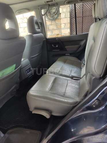 Mitsubishi Pajero 2006, 178,400 km - 3.0 l - Şəki