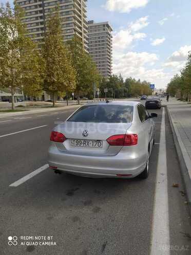 Volkswagen Jetta 2014, 215,000 km - 1.8 l - Bakı