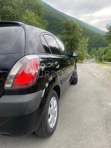 Kia Rio 2008, 200,000 km - 1.4 л - Şəki