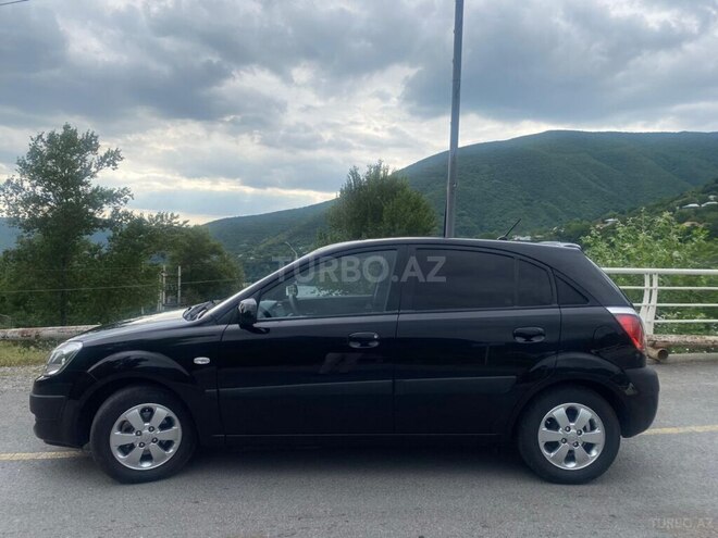 Kia Rio 2008, 200,000 km - 1.4 л - Şəki