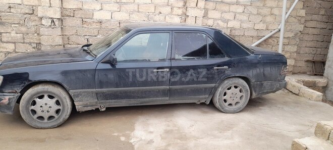 Mercedes E 200 1989, 247,340 km - 2.0 l - Bakı