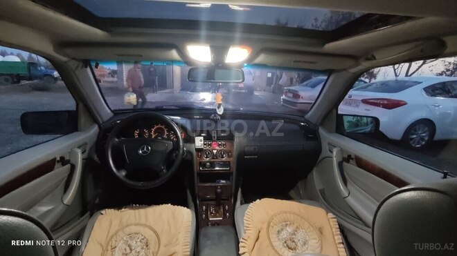 Mercedes C 230 1997, 250,000 km - 2.3 л - İmişli