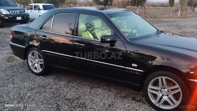 Mercedes C 230 1997, 250,000 km - 2.3 л - İmişli