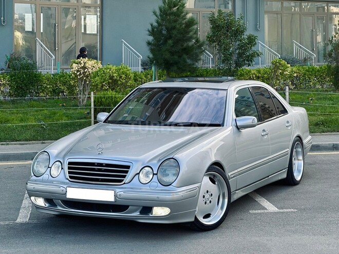 Mercedes E 320 2000, 128,000 km - 3.2 l - Bakı