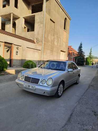 Mercedes E 230 1996, 543,000 km - 2.3 l - Masallı