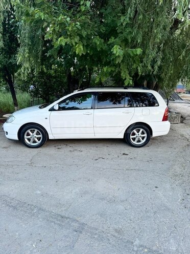 Toyota Corolla 2006, 375,000 km - 1.4 l - Naxçıvan