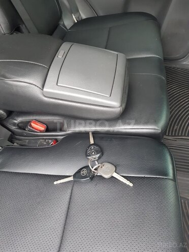 Toyota Land Cruiser Prado 2013, 161,400 km - 2.7 l - Bakı