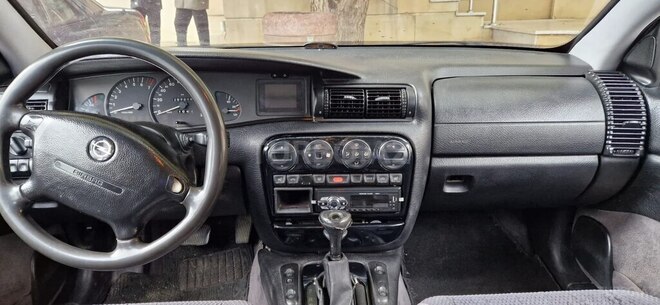 Opel Omega 1996, 352,555 km - 2.0 l - Bakı