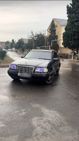 Mercedes C 180 1995, 614,000 km - 1.8 l - Bakı