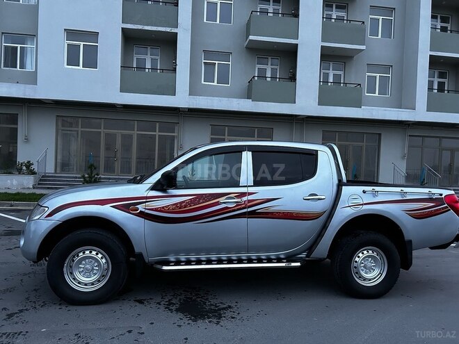 Mitsubishi L200 2007, 450,000 km - 2.5 л - Bakı