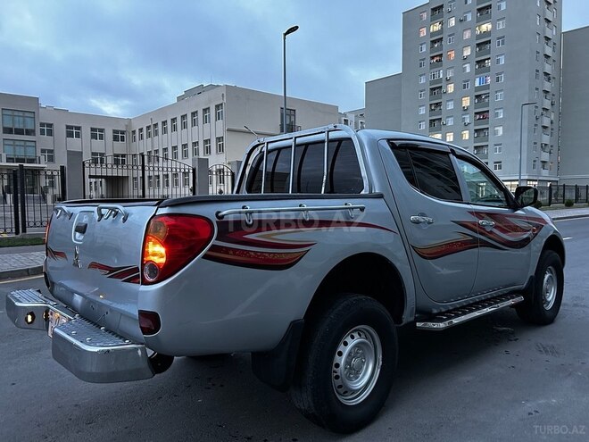 Mitsubishi L200 2007, 450,000 km - 2.5 л - Bakı