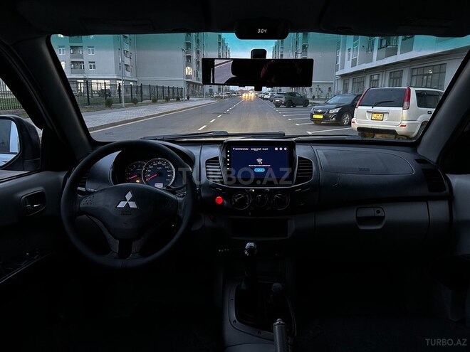 Mitsubishi L200 2007, 450,000 km - 2.5 л - Bakı