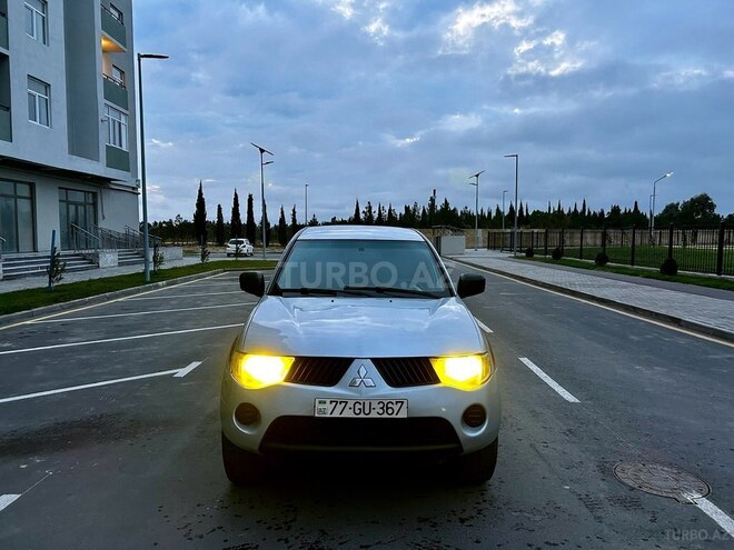 Mitsubishi L200 2007, 450,000 km - 2.5 л - Bakı