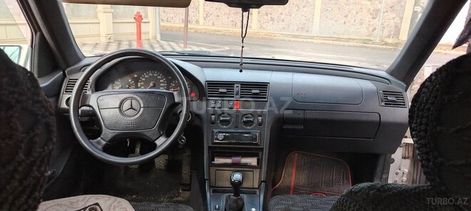 Mercedes C 180 1995, 444,400 km - 1.8 l - Gəncə