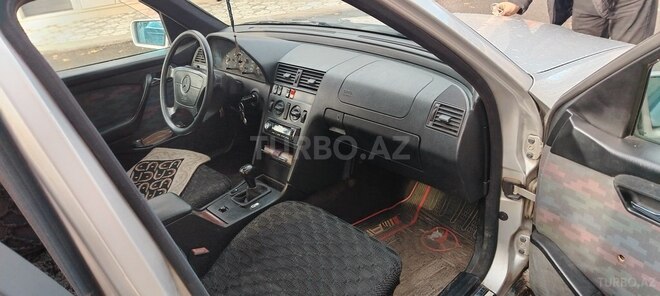 Mercedes C 180 1995, 444,400 km - 1.8 l - Gəncə