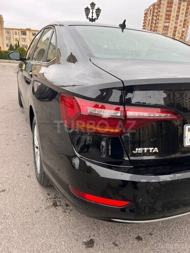 Volkswagen Jetta-6
