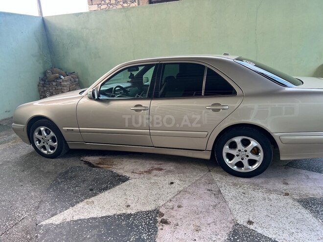 Mercedes E 220 d 2001, 482,000 km - 2.2 l - Şəmkir