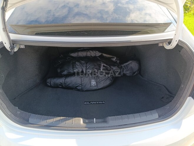 Hyundai Elantra 2018, 160,934 km - 2.0 л - Bakı