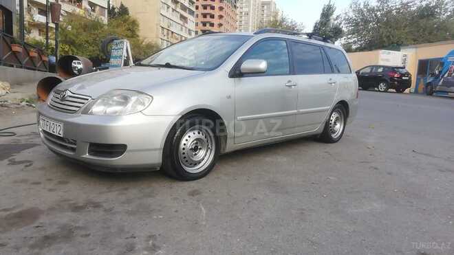 Toyota Corolla 2006, 260,000 km - 1.4 l - Bakı