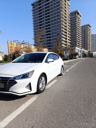 Hyundai Elantra 2018, 160,934 km - 2.0 л - Bakı