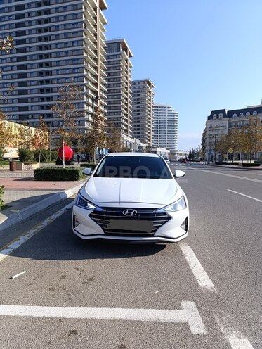 Hyundai Elantra 2018, 160,934 km - 2.0 л - Bakı