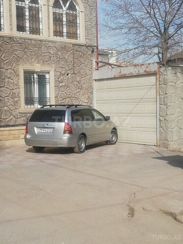 Toyota Corolla 2006, 260,000 km - 1.4 l - Bakı