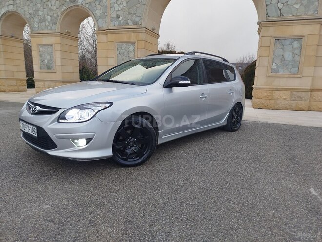 Hyundai i30 2011, 300,000 km - 1.6 l - Şamaxı