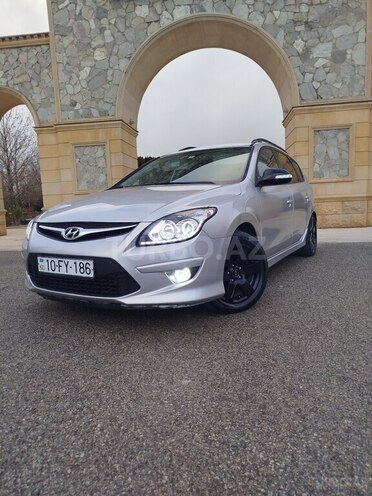 Hyundai i30 2011, 300,000 km - 1.6 l - Şamaxı